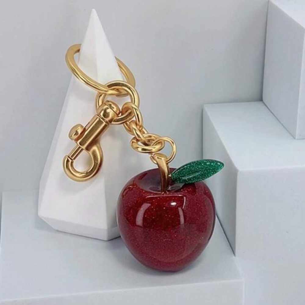 Unbranded Keychain Apple
